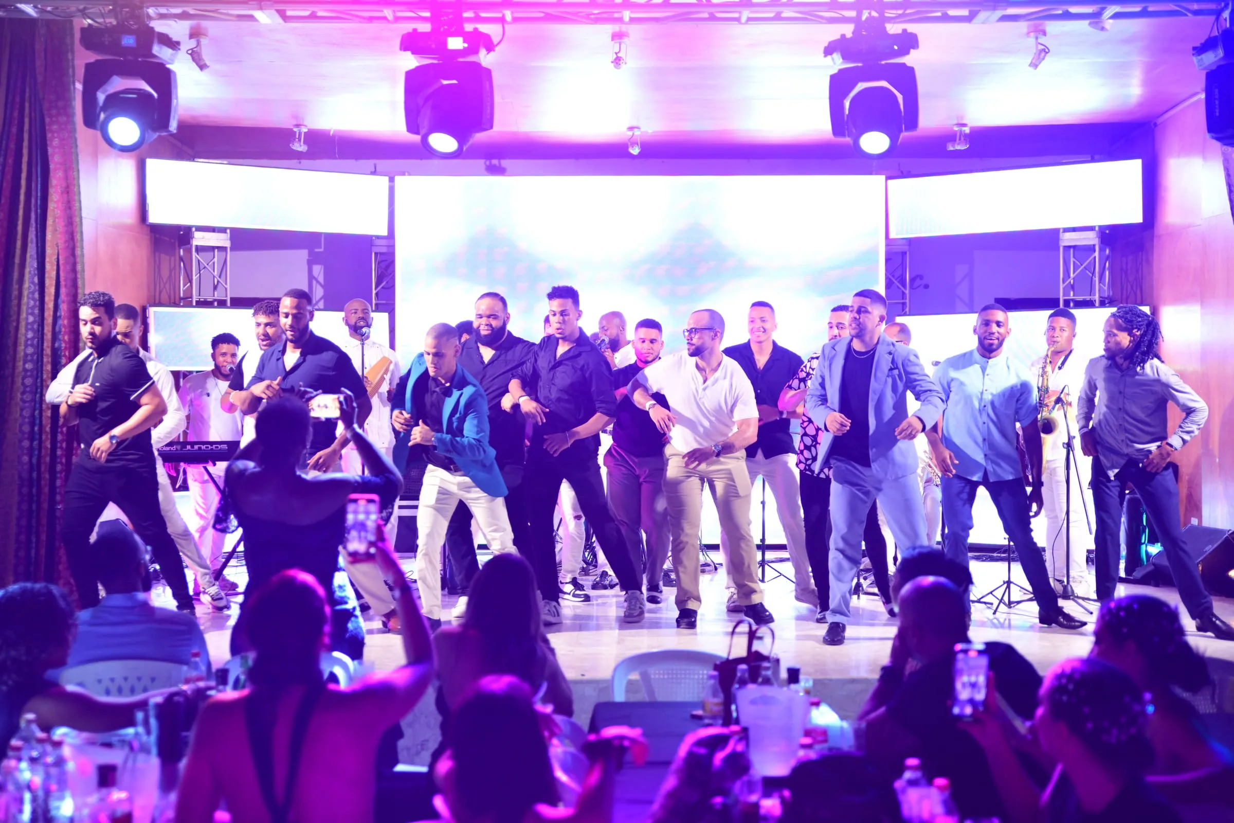Cuarto aniversario de Raíces, foto 55 de 61